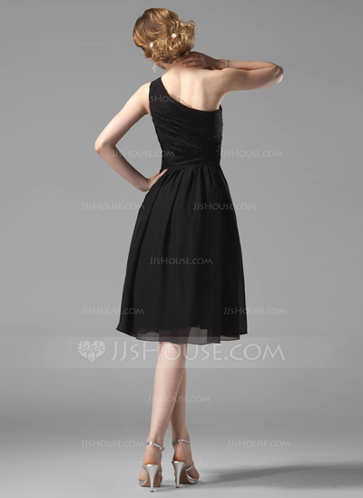 A-Line/Princess One-Shoulder Knee-Length Chiffon Bridesmaid Dress With Ruffle Flower(s) (007004118)