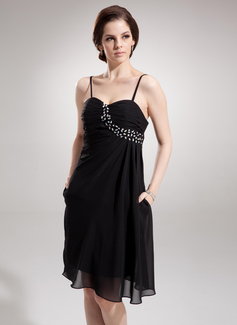 Empire Sweetheart Knee-Length Chiffon Cocktail Dress With Ruffle Beading (016008813)