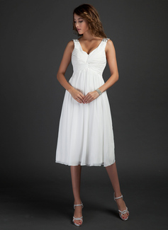 A-Line/Princess V-neck Knee-Length Chiffon Bridesmaid Dress With Ruffle Beading (007015318)