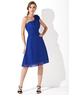 A-Line/Princess One-Shoulder Knee-Length Chiffon Bridesmaid Dress With Ruffle Flower(s) (007021111)