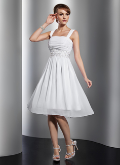 A-Line/Princess Square Neckline Knee-Length Chiffon Homecoming Dress With Ruffle Lace Beading (022014801)