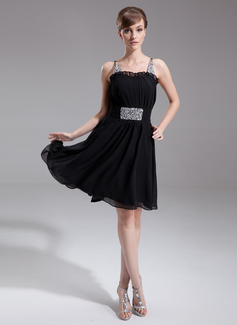 A-Line/Princess Sweetheart Knee-Length Chiffon Cocktail Dress With Ruffle Beading Sequins (016008281)