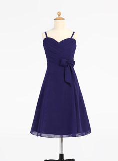 A-Line/Princess Sweetheart Knee-Length Chiffon Junior Bridesmaid Dress With Ruffle (009000697)