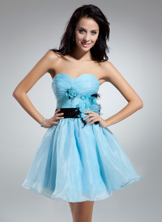 A-Line/Princess Sweetheart Knee-Length Organza Charmeuse Cocktail Dress With Ruffle Sash Feather Flower(s) (016014912)