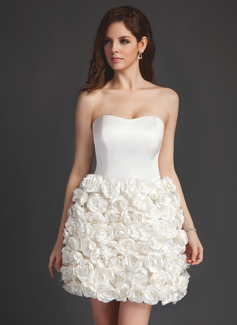 A-Line/Princess Sweetheart Short/Mini Satin Wedding Dress With Flower(s) (002011514)