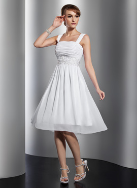 A-Line/Princess Square Neckline Knee-Length Chiffon Homecoming Dress With Ruffle Lace Beading (022014801)