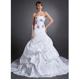 Mermaid Strapless Chapel Train Taffeta Wedding Dress With Embroidery (002015156)
