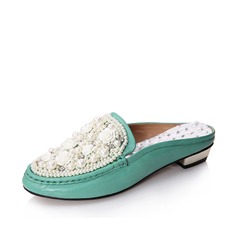 Suede Low Heel Closed Toe Slippers Flats With Beading (086026315)