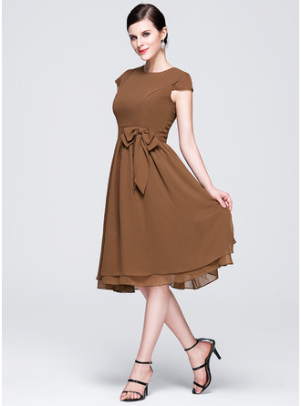 Chiffon Knee-length Bridesmaid Dress with Cap Sleeves And Sashes